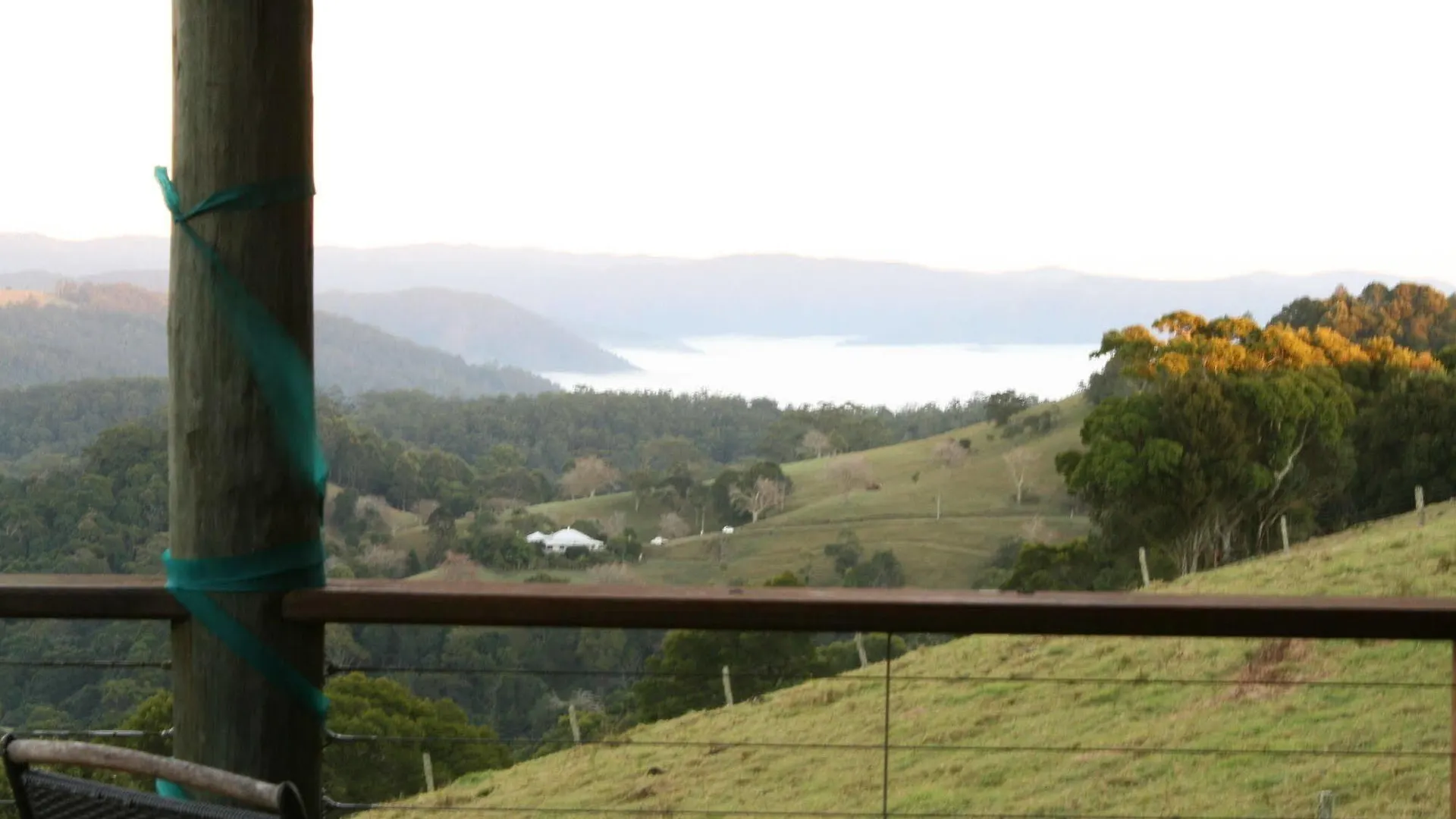 Top Cottage At Maleny contacts